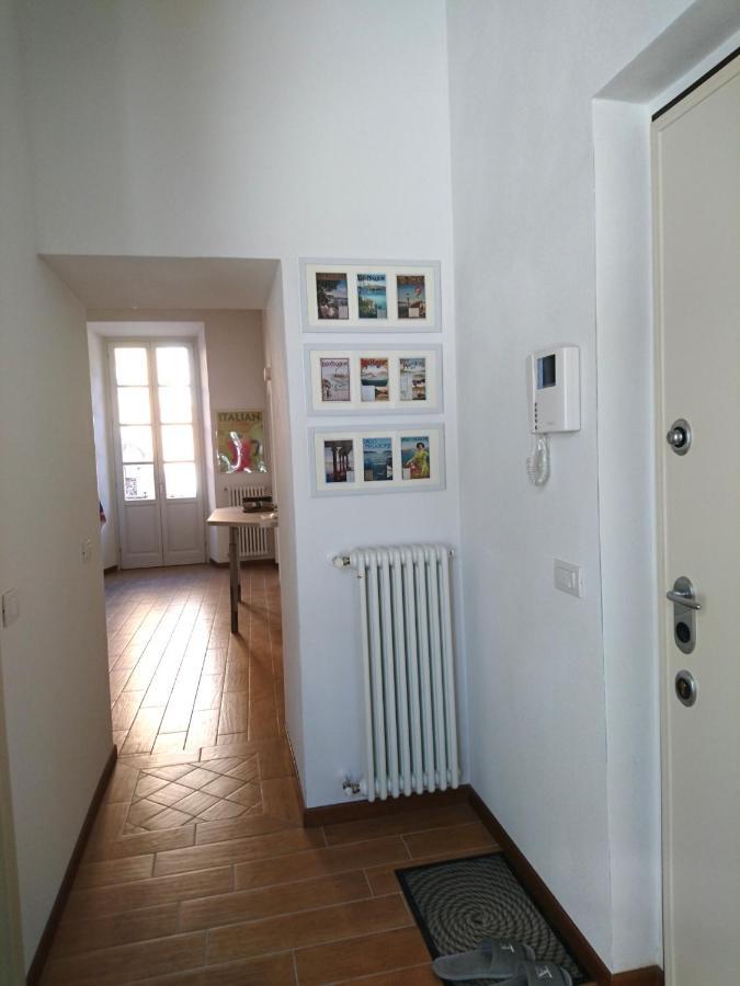 Villa Maghetti - Modernized Flat In Historic Palazzo In The Center Of Luino Exteriér fotografie