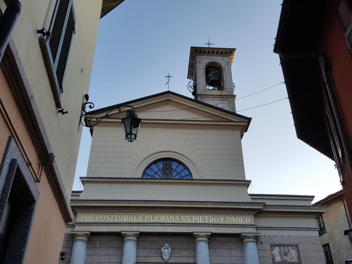 Villa Maghetti - Modernized Flat In Historic Palazzo In The Center Of Luino Exteriér fotografie